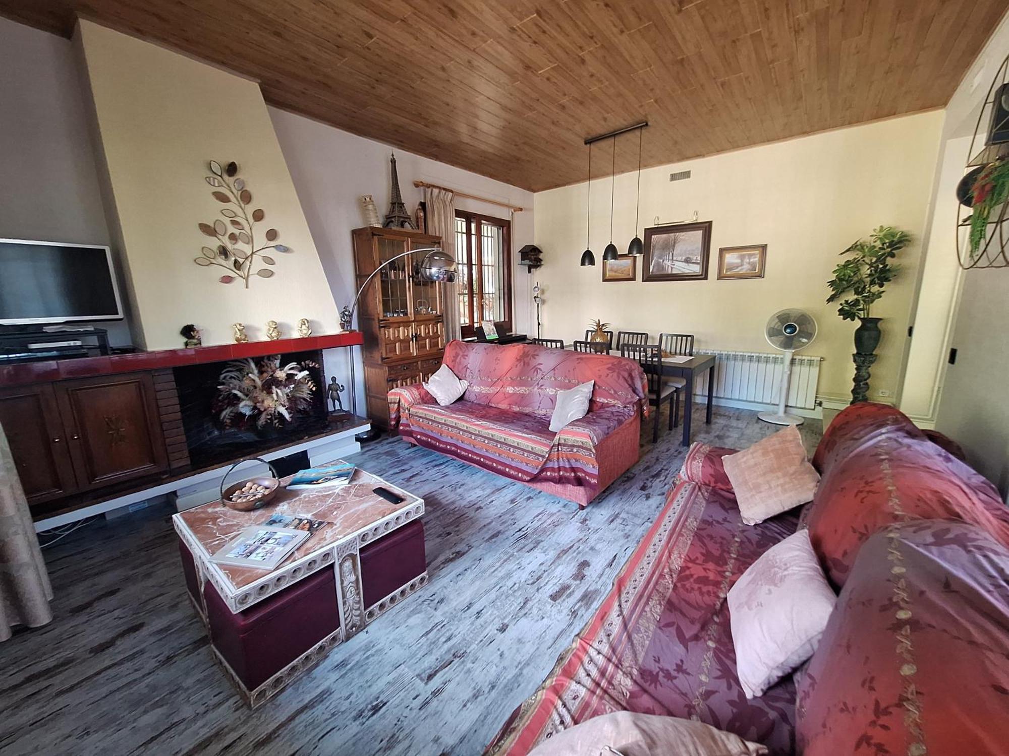 Casa familiar con piscina Pallejá Esterno foto